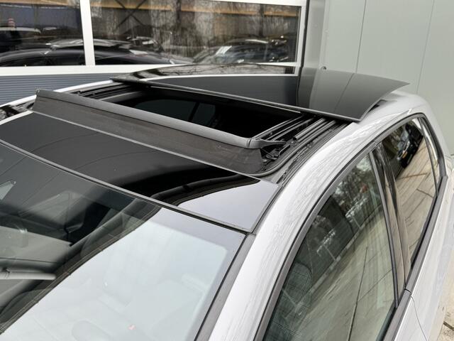 Volkswagen GOLF 1.4 eHybrid 245pk GTE Panorama Winterpakket Camera Assistentie pakket