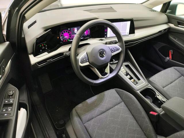 Volkswagen GOLF 1.0 eTSI Life / AUTOMAAT/ CAMERA/ NAVI/ 16" LMV