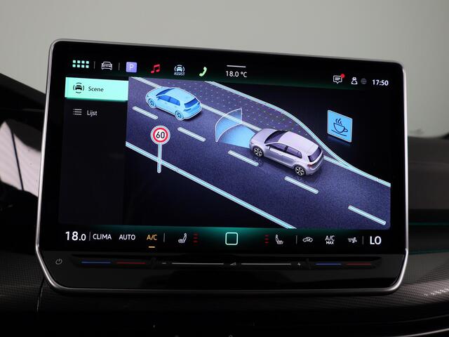 Volkswagen GOLF 1.5 eTSI 50 Jahre Edition 150 pk Automaat (DSG) | Navigatie | Panoramadak | Parkeersensoren | Achteruitrijcamera | Matrix LED koplampen | Stoelverwarming |