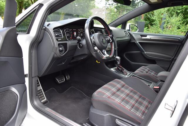 Volkswagen GOLF 2.0 TSI 245PK GTI Performance Executive DSG Automaat | GEEN IMPORT | BOVAG Garantie | Virtual Cockpit | Full LED | Adaptive Cruise Control | Flippers | PDC Voor&Achter |