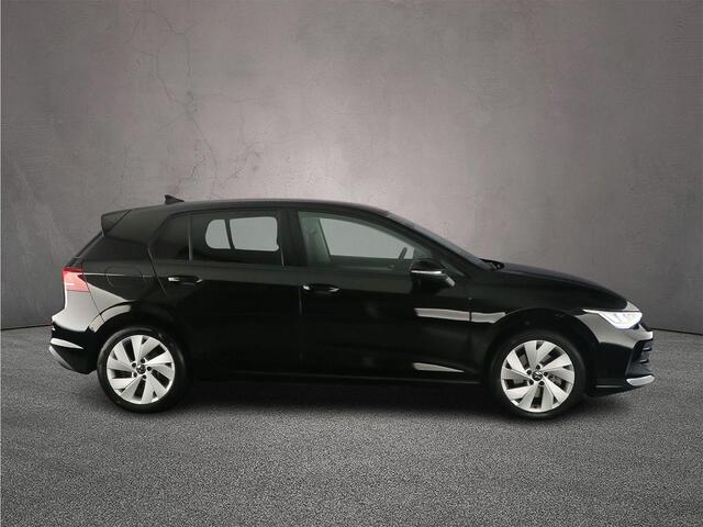Volkswagen GOLF Life Edition 1.5 TSI eHybrid 204pk DSG Automaat Adaptive cruise control, Achteruitrijcamera, LED koplampen, Stoelverwarming, App connect, Stuurwiel verwarmd
