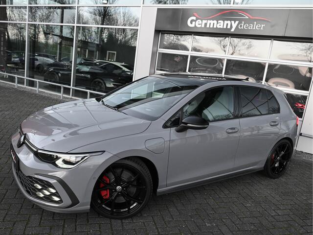 Volkswagen GOLF 1.4 eHybrid GTE 245PK Leder Pano Tr.Haak Camera Stoelbel/Verw Keyless ACC Mistlampen