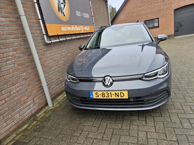 Volkswagen GOLF Variant 1.0 eTSI Life Business