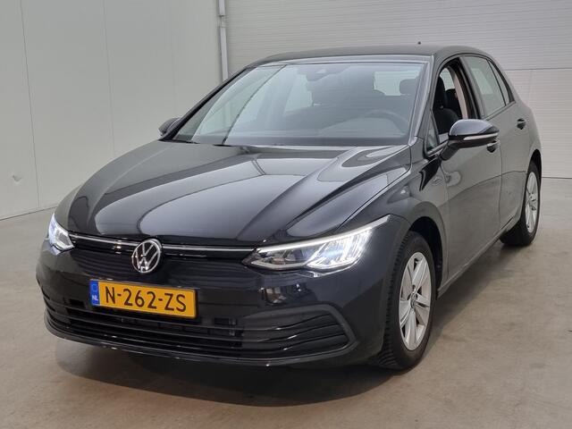 Volkswagen GOLF 1.0 eTSI Life | Navi | Clima | PDC |*