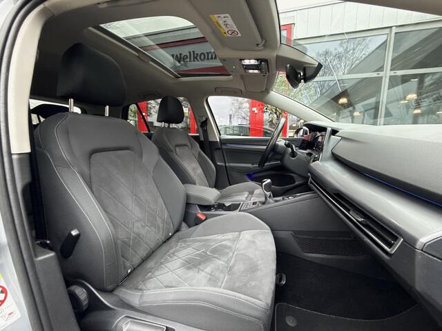 Volkswagen GOLF 1.5 TSI *!* PANODAK/ RADAR/ HuD/ 18 INCH/ CAMERA/ CARPLAY *!*