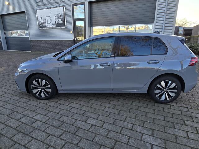 Volkswagen GOLF 2.0 TDI STYLE