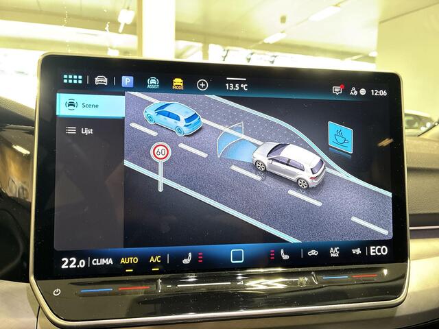 Volkswagen GOLF 1.5 eHybrid 204pk DSG Life Edition · Camera · Apple/Android Car Play · Stoel&- Stuurverwarming · Sfeerverlichting · 18'' Inch · Garantie t/m 13-05-2029 of 100.000km