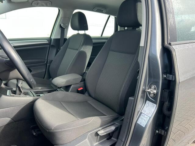 Volkswagen GOLF 1.0 TSI Trendline CARPLAY | CAMERA | NAVI |