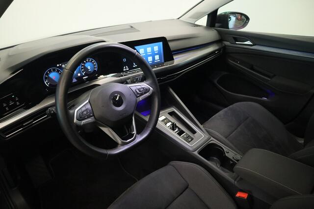 Volkswagen GOLF 1.5 eTSI Style Panoramadak Elec.Trekhaak IQ-led