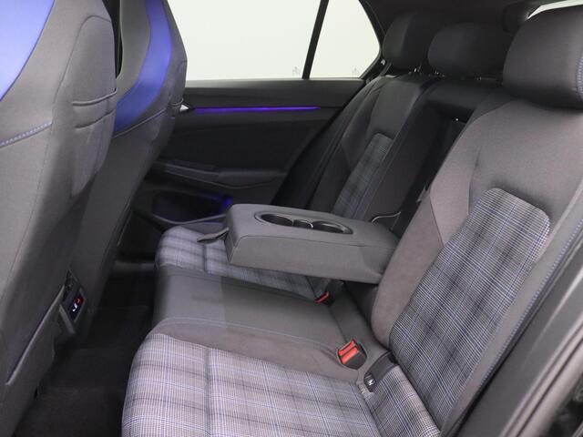 Volkswagen GOLF 1.5 eHybrid GTE 272PK DSG Pano-Schuifdak, Trekhaak, 18" LM Velgen, Achteruitrijcamera, Stoel-Stuurverwarming, Head-Up Display, Keyless, Side Assist