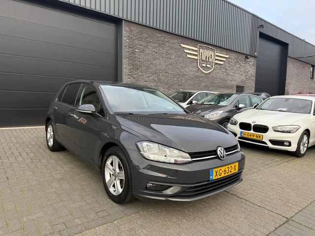 Volkswagen GOLF 1.0 TSI Trendline | 1E EIGENAAR | 12 MND GARANTIE | LEDER | CRUISE | DAB | CARPLAY | STOELVERWARMING