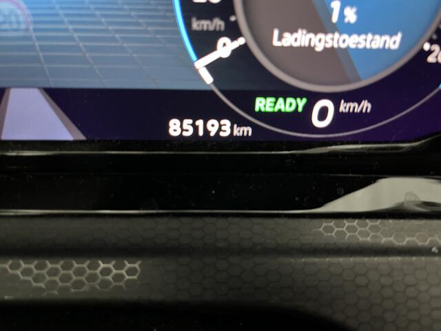 Volkswagen GOLF 1.4 eHybrid GTE / AUTOMAAT/ PANO/ MEMORY SEAT/ LEDER/ NAVI/ APP-CONNECT/ CLIMA/ STOELVERWARMING & VERKOELING/ PARK. SENSOREN + CAMERA