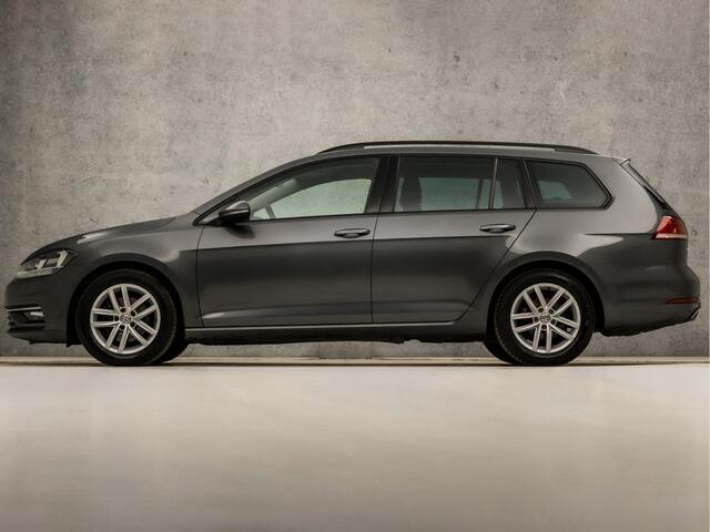 Volkswagen GOLF Variant 1.5 TSI Comfortline Automaat (APPLE CARPLAY, GROOT NAVI, CAMERA, CLIMATE, STOELVERWARMING, SPORTSTOELEN, GETINT GLAS, ADAPTIVE CRUISE, NIEUWE APK, NIEUWSTAAT)