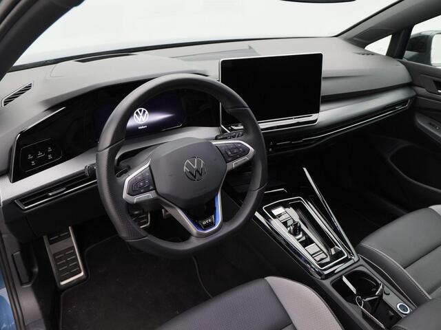 Volkswagen GOLF 1.5 TSi 272 Pk Automaat eHybrid GTE | Panoramadak | Matrix LED | Head-Up Display | Stoel- & Stuurverwarming | Stoel koeling | Camera | Draadloos Laden | Trekhaak | 23.682 Km!