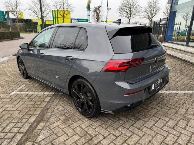 Volkswagen GOLF 1.5 eTSI R-Line DSG | Panodak | IQ.light | LMV18" | NAVI | 1e eig. | Mooi !