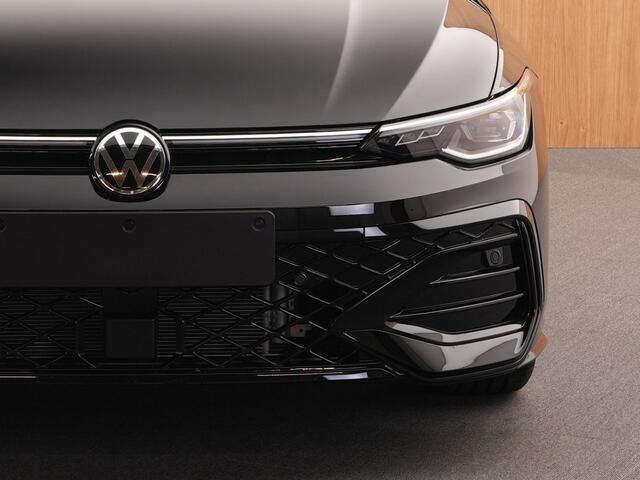 Volkswagen GOLF Variant 1.5 eTSI R-Line Edition