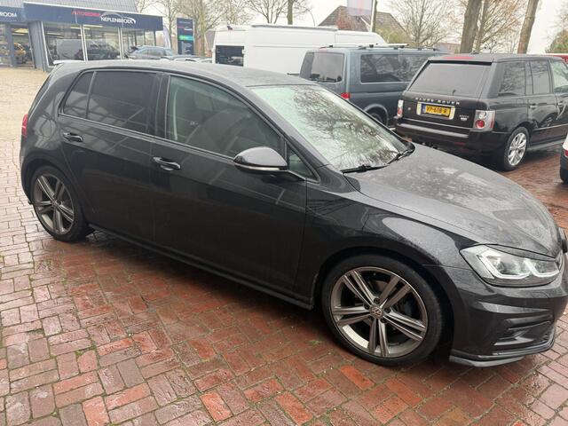 Volkswagen GOLF 1.5 TSI Highline Business R ACT PANO DigiDash R Line Stage 1+