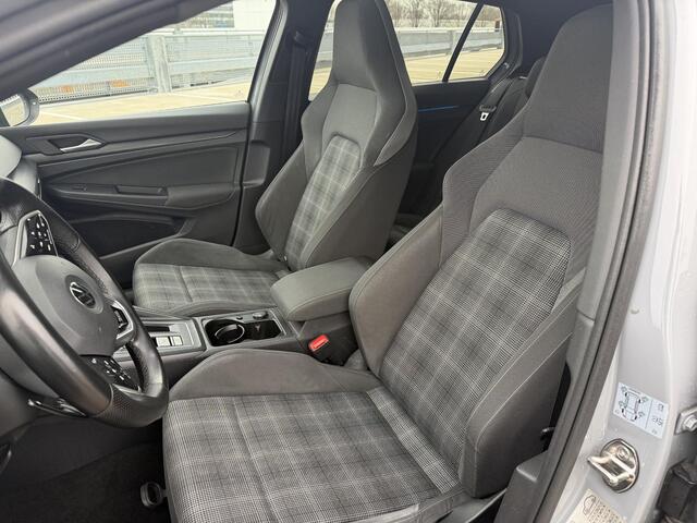 Volkswagen GOLF 2.0 TDI GTD PANO | HUD | CAMERA | IQ