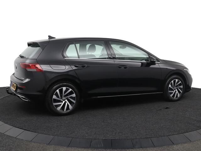 Volkswagen GOLF 1.4 eHybrid Style - Adaptive Cruise - Stoel/Stuurverwarming - DAB - Navigatie - Apple Carplay/Android Auto - Trekhaak Virena Zekerheidspakket ¤895,-