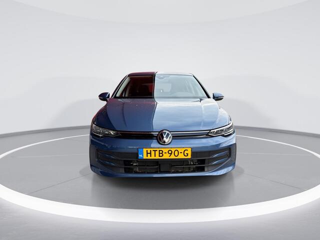 Volkswagen GOLF 1.5 eHybrid 204pk DSG Life Edition · Camera · Stuur- & Stoelverwarming · Keyless · Sfeerverlichting · ACC · Apple/Android Car Play · 18"Velgen · Garantie t/m 24-06-2029 of 100.000km