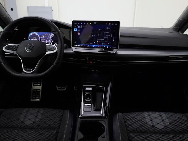 Volkswagen GOLF 1.5eTSI/150PK R-Line Black Style DSG · Panoramadak · Apple/Android Car Play · Navigatie · Garantie t/m 07-03-2027