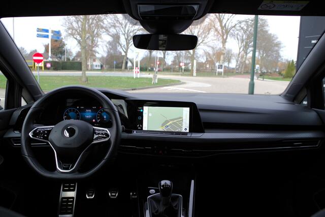 Volkswagen GOLF 1.5 TSI R-Line BNS+, Trekhaak, Sportstoelen, Adap. Cruise Control, Winterpakket, Camera