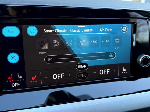 Volkswagen GOLF 1.5 TSI Life Panoramadak, 18''Lmv, IQ Light, Winterpakket