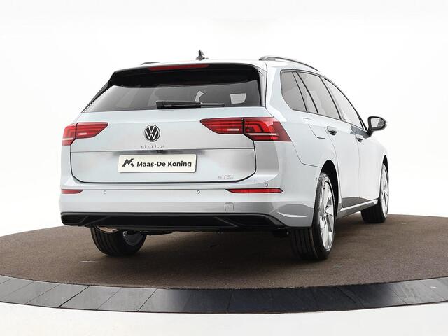 Volkswagen GOLF variant Life Edition 1.5 eTSI 116 pk 7 versn. DSG · Achteruitrijcamera · draadloze telefoonlader ·