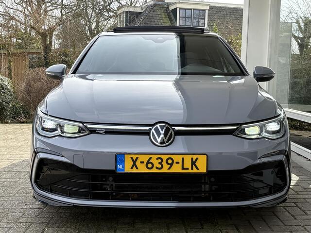 Volkswagen GOLF 1.5 TSI | 150PK | R-Line | Panorama Dak | Stoel & Stuur verwarming | IQ-Light | Apple Carplay | Camera | Navigatie | Climate & Cruise Control |