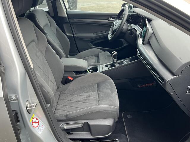 Volkswagen GOLF 1.5 TSI Style GT Stoelverwarming / LED / PDC / 19 inch / Memory stoel