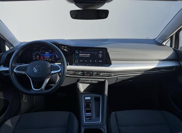 Volkswagen GOLF Variant 1.5 eTSI Life Business