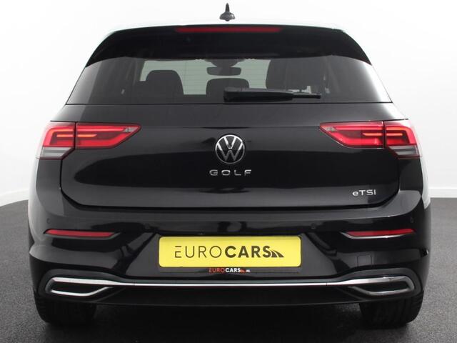 Volkswagen GOLF 1.5 eTSI Style | Navigatie | DAB | Camera | Lane Assist | LED | Adaptive Cruise Control | Keyless Go | Stoelverwarming |