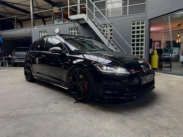 Volkswagen GOLF 2.0 TSI GTI TCR PANO-DYN-MEMORY-BIG BREAK KIT