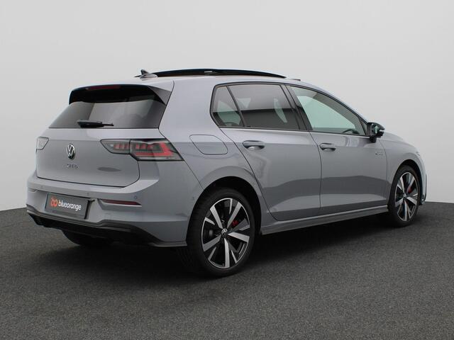 Volkswagen GOLF 1.5 eHybrid GTE 272PK DSG Trekhaak wegklapbaar, Head-up Display, Panoramadak, Area View, 18" Catania LMV, Adaptive Cruise Control, Black Style, Winterpakket, Navigatie