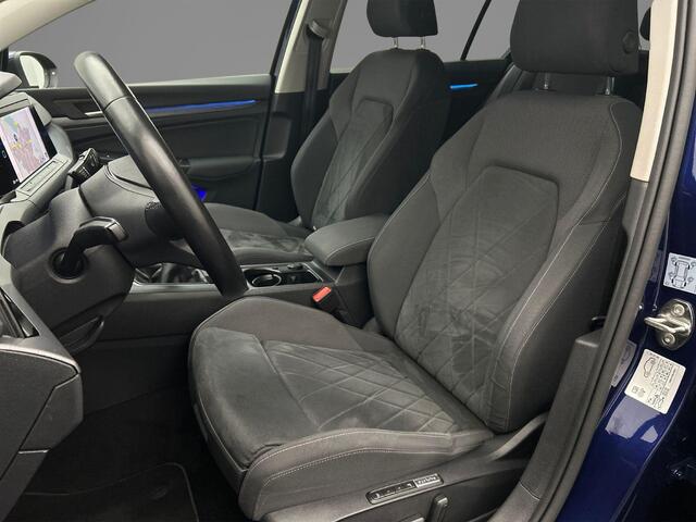 Volkswagen GOLF Style 1.5 TSI 130pk Panoramadak, Adaptive cruise control, Achteruitrijcamera, Navigatie, LED koplampen, Parkeersensoren, App connect