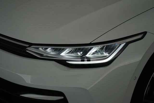 Volkswagen GOLF 1.5 eHybrid Life Edition