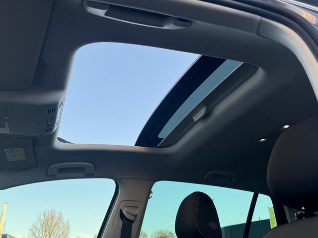 Volkswagen GOLF 1.5 TSI Highline NL-AUTO | DEALER ONDERHOUDEN | PANODAK | TREKHAAK