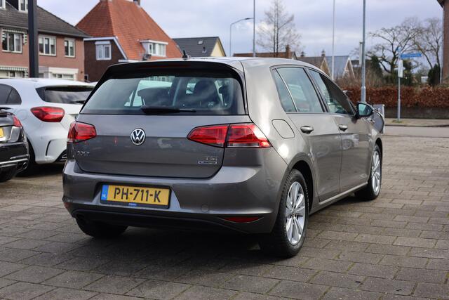 Volkswagen GOLF 1.0 TSI COMFORTLINE | NAVI | CARPLAY | CLIMA