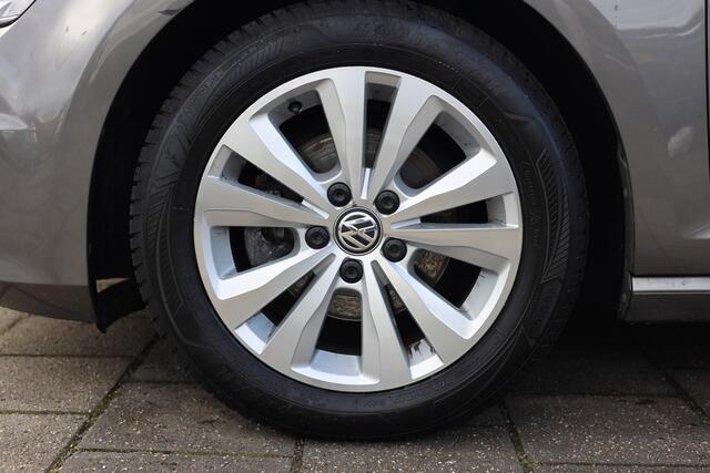 Volkswagen GOLF 1.0 TSI COMFORTLINE | NAVI | CARPLAY | CLIMA