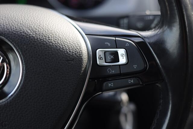 Volkswagen GOLF 1.0 TSI COMFORTLINE | NAVI | CARPLAY | CLIMA