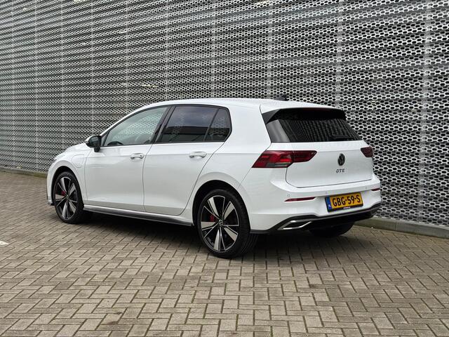 Volkswagen GOLF 1.4 eHybrid 245pk DSG GTE / Virtual Cockpit / 18" LMV / Navi / Stuur en Stoelverwarming / LED