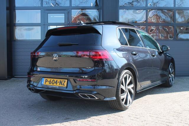 Volkswagen GOLF 1.5 ETSI R-LINE BNS Automaat / Panorama dak / Camera