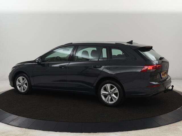 Volkswagen GOLF 1.0 eTSI Life Business | Stoelverwarming | Trekhaak | Camera | Adaptive cruise | Carplay | Sfeerverlichting | Memory | Side Assist | Climate control | Full LED