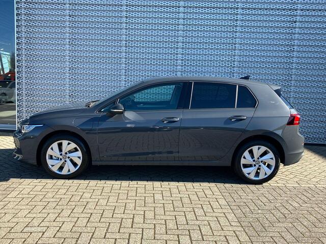 Volkswagen GOLF 8 Life Edition 1.5 eHybrid 150 kW / 204 PK DSG