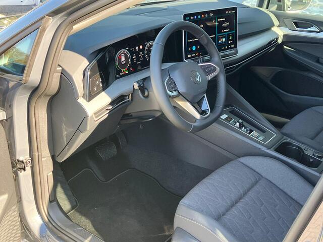 Volkswagen GOLF 8 Life Edition 1.5 eHybrid 150 kW / 204 PK DSG