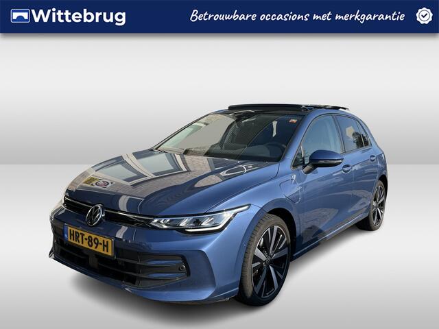 Volkswagen GOLF 1.5 eHybrid Life Edition / GARANTIE TM 06-2029/ AUTOMAAT/ PANODAK/ KEYLESS/ CRUISE/ APP-CONNECT/ PARK. SENSOREN + CAMERA/ CLIMA/ STOELVERWARMING