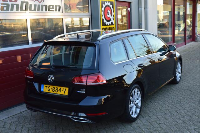 Volkswagen GOLF Variant 1.5 TSI Highline O.a: Alcantara, PDC, Carplay, ACC, Clima, DAB, Etc. All-in prijs!