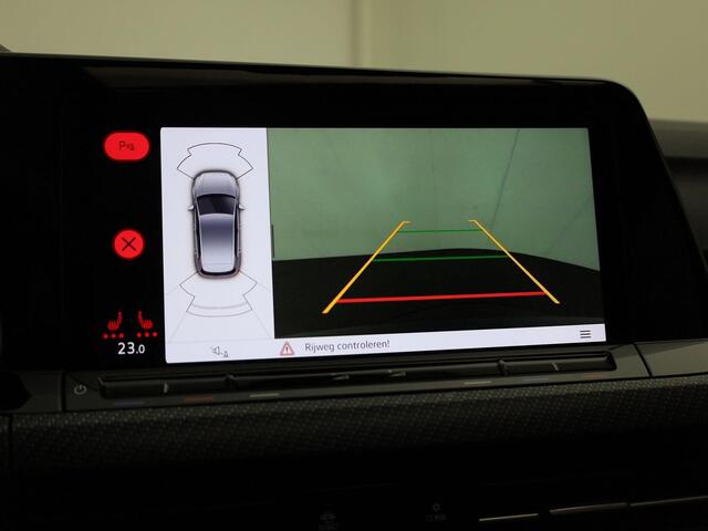 Volkswagen GOLF 1.5TSI/130PK R-Line · Panoramadak · Camera · Apple/Android Car Play