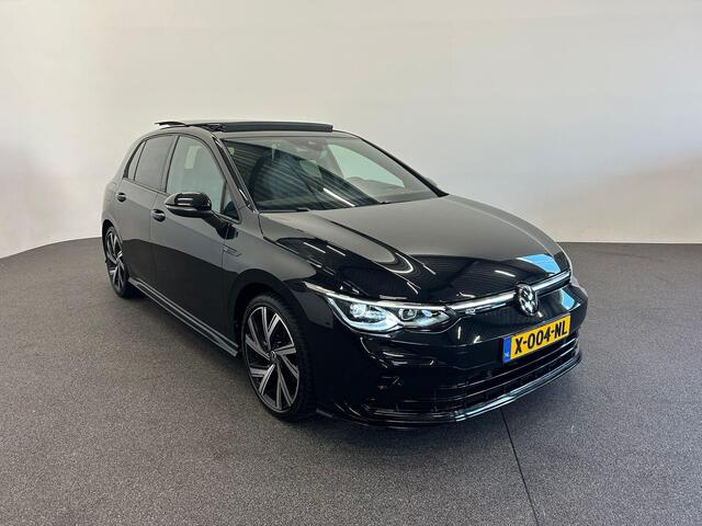 Volkswagen GOLF 1.5 eTSI R-Line Business Panoramadak Navigatie Apple Carplay/Android Auto Camera Parkeersensoren Adaptive Cruise Control Head-up display Stoel- en stuurverwarming Lichtmetalen velgen Climate Control