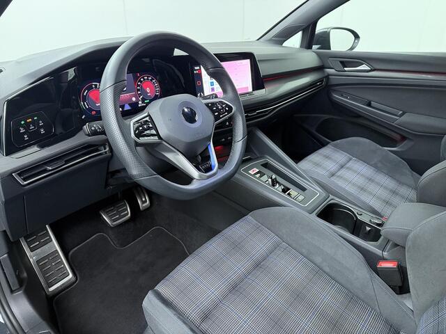 Volkswagen GOLF 1.4 eHybrid GTE | 245 PK | SoH 94% | Climate control | LED verlichting | Adaptive cruise control | Apple Carplay/Android Auto |